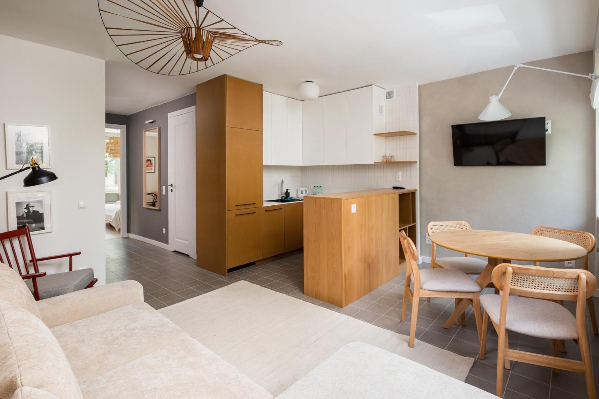 Апартаменти Metro Raclawicka Loft *